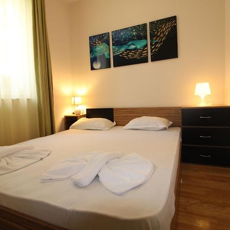Menada Romance Marine Apartments Sunny Beach Room photo
